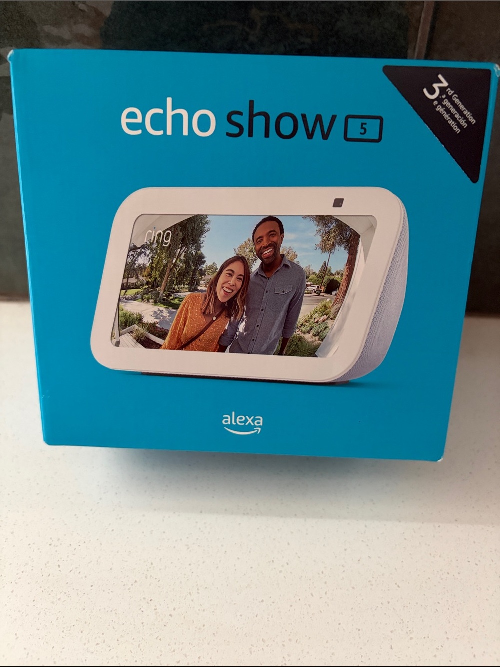 Amazon Echo Show 5 Smart Display - White Front with Light Gray Fabric